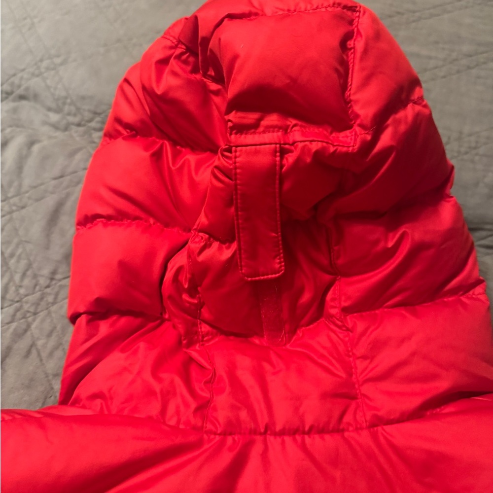 Eddie Bauer red Classic down vest. - Picture 5 of 5